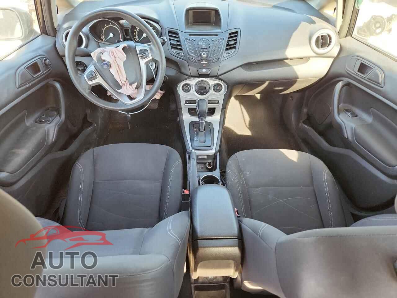 FORD FIESTA 2018 - 3FADP4EJ0JM104451