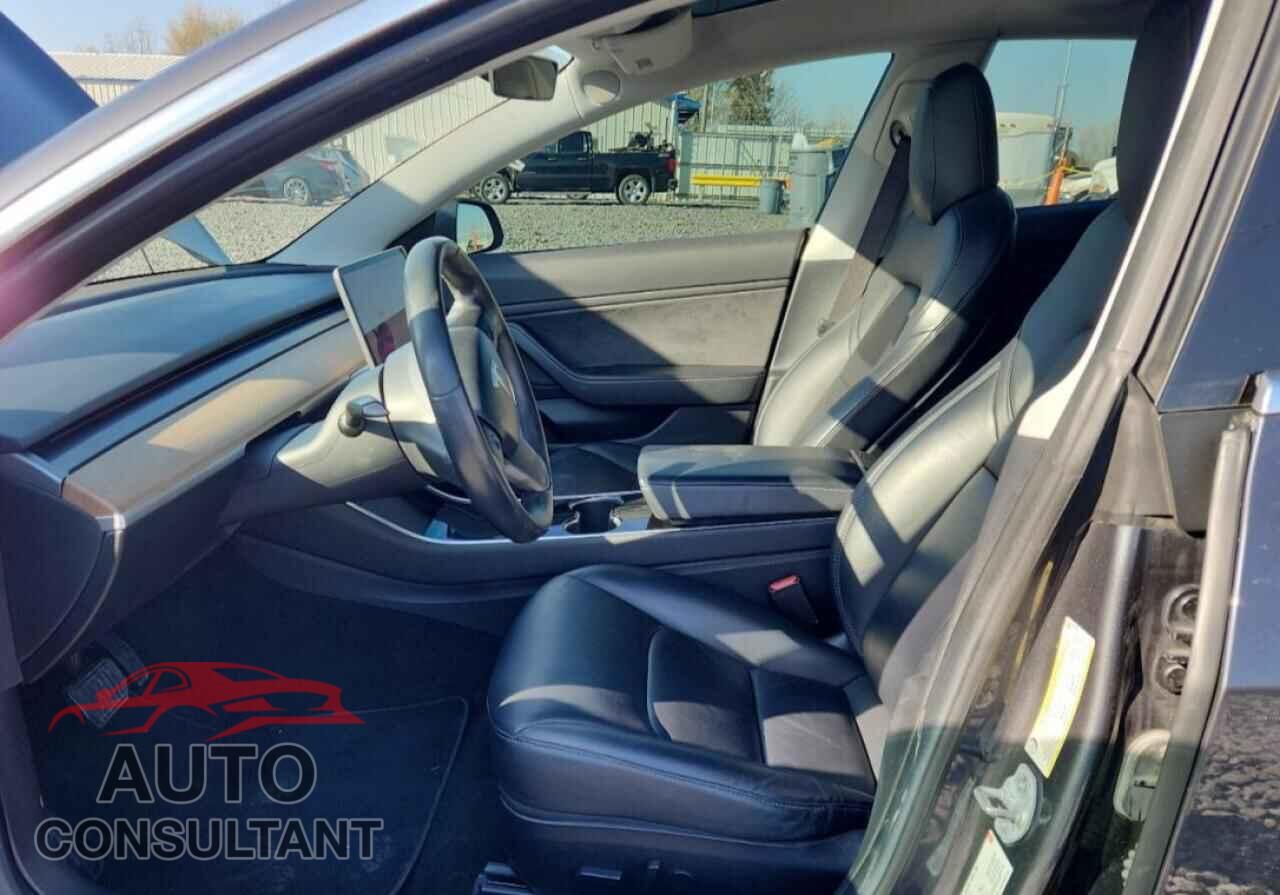 TESLA MODEL 3 2018 - 5YJ3E1EB2JF103745