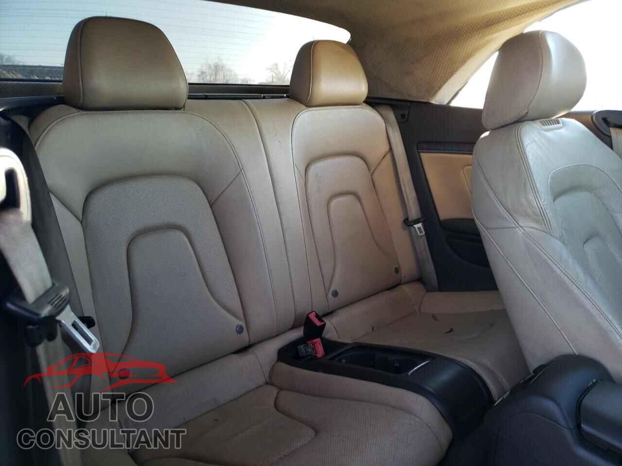 AUDI A5 2013 - WAULFAFH2DN001560