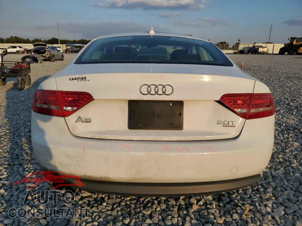 AUDI A5 2012 - WAULFAFR6CA004671