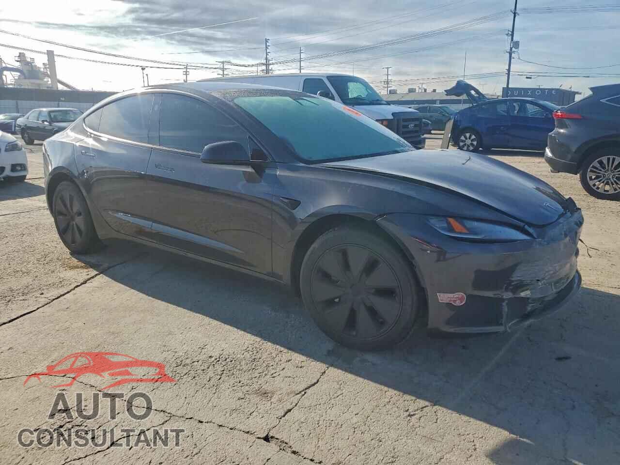 TESLA MODEL 3 2024 - 5YJ3E1EA0RF726316