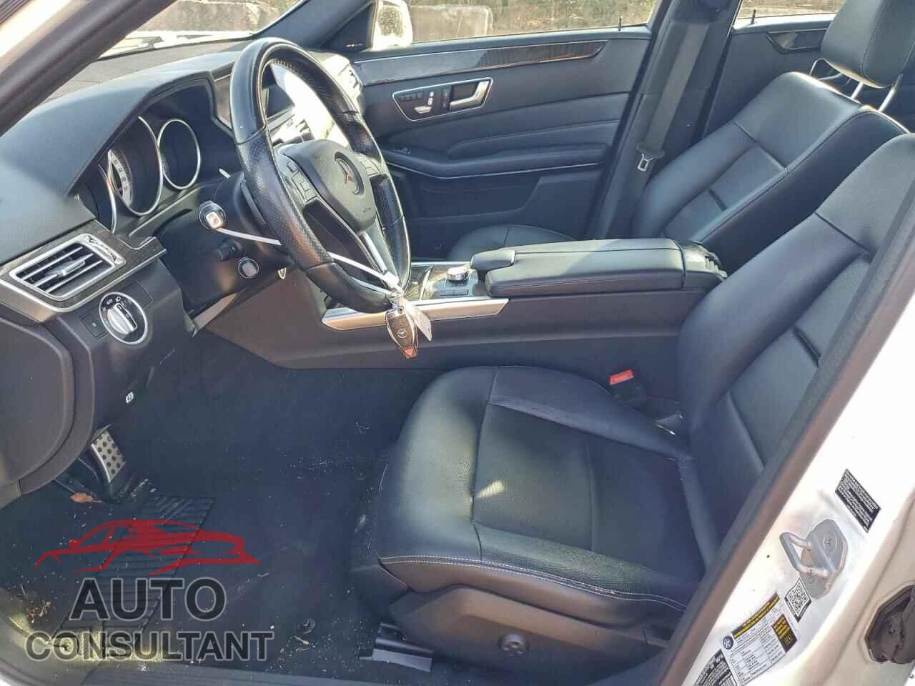 MERCEDES-BENZ E-CLASS 2015 - WDDHF5KB6FB083272