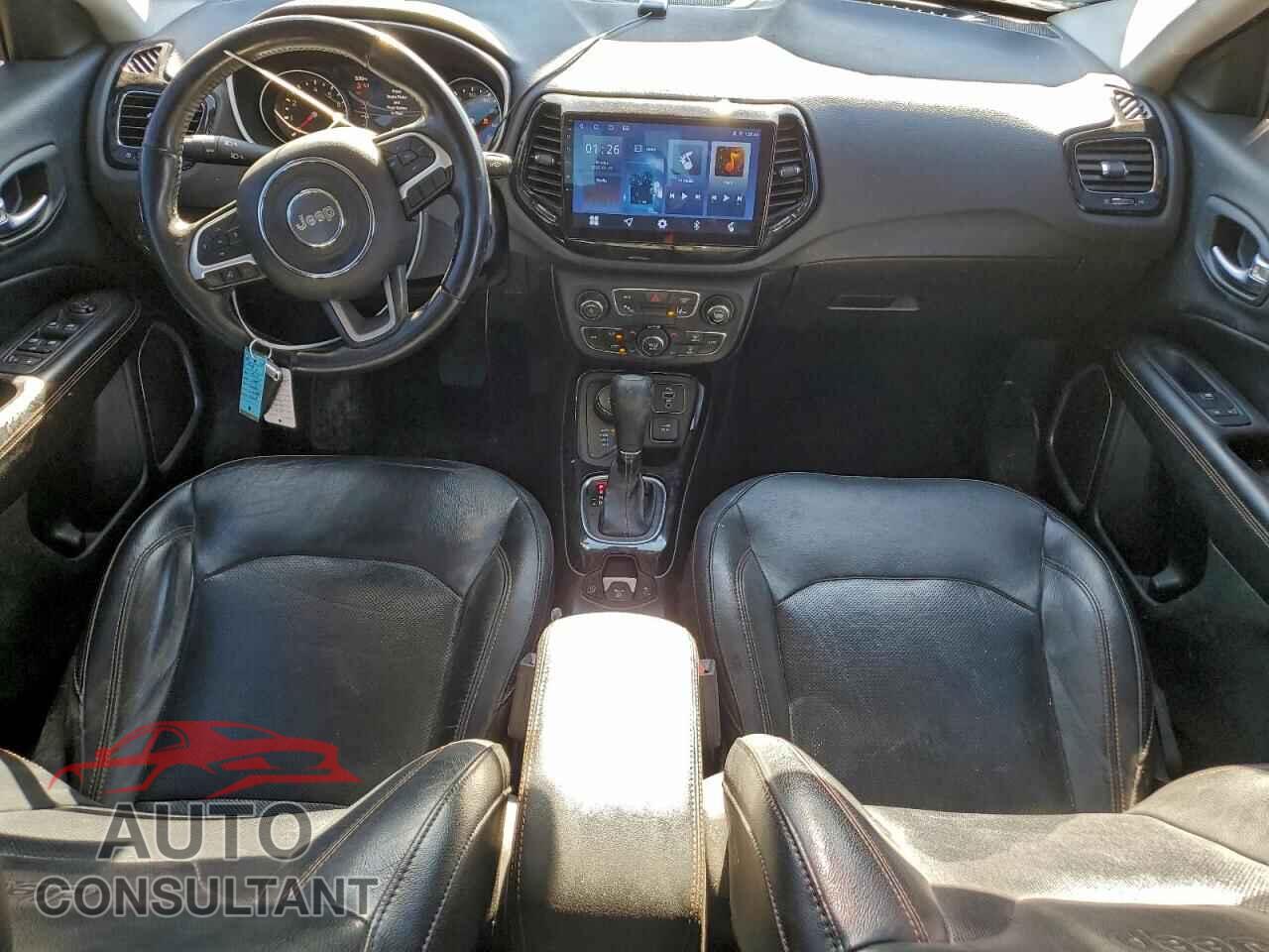 JEEP COMPASS 2018 - 3C4NJDCB8JT199374