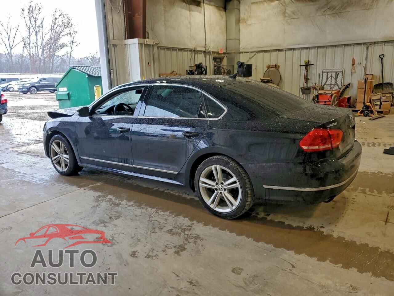 VOLKSWAGEN PASSAT 2014 - 1VWCS7A33EC093317