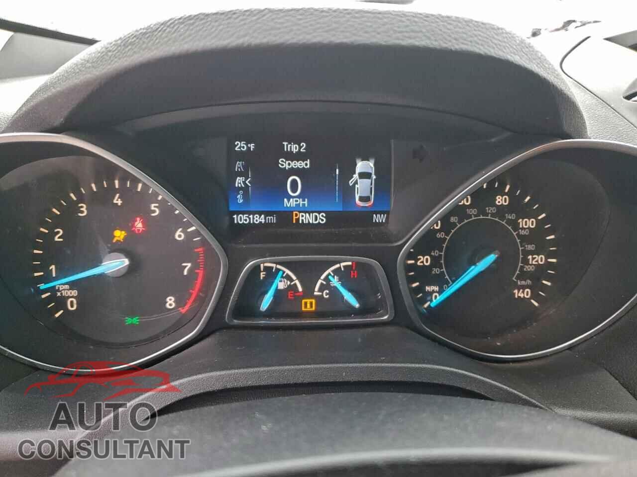 FORD ESCAPE 2017 - 1FMCU0F72HUB39925