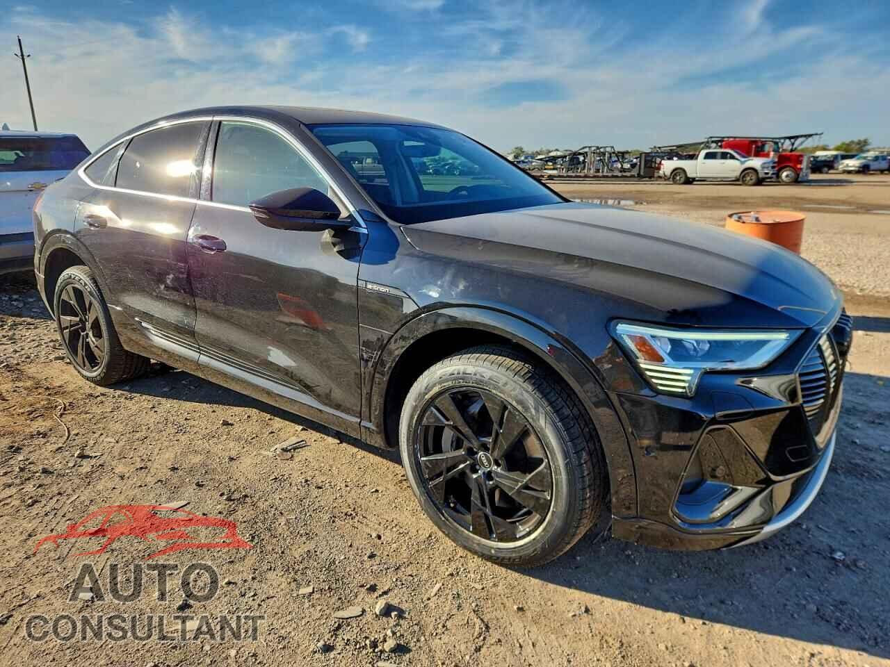 AUDI E-TRON 2021 - WA13AAGE2MB024726