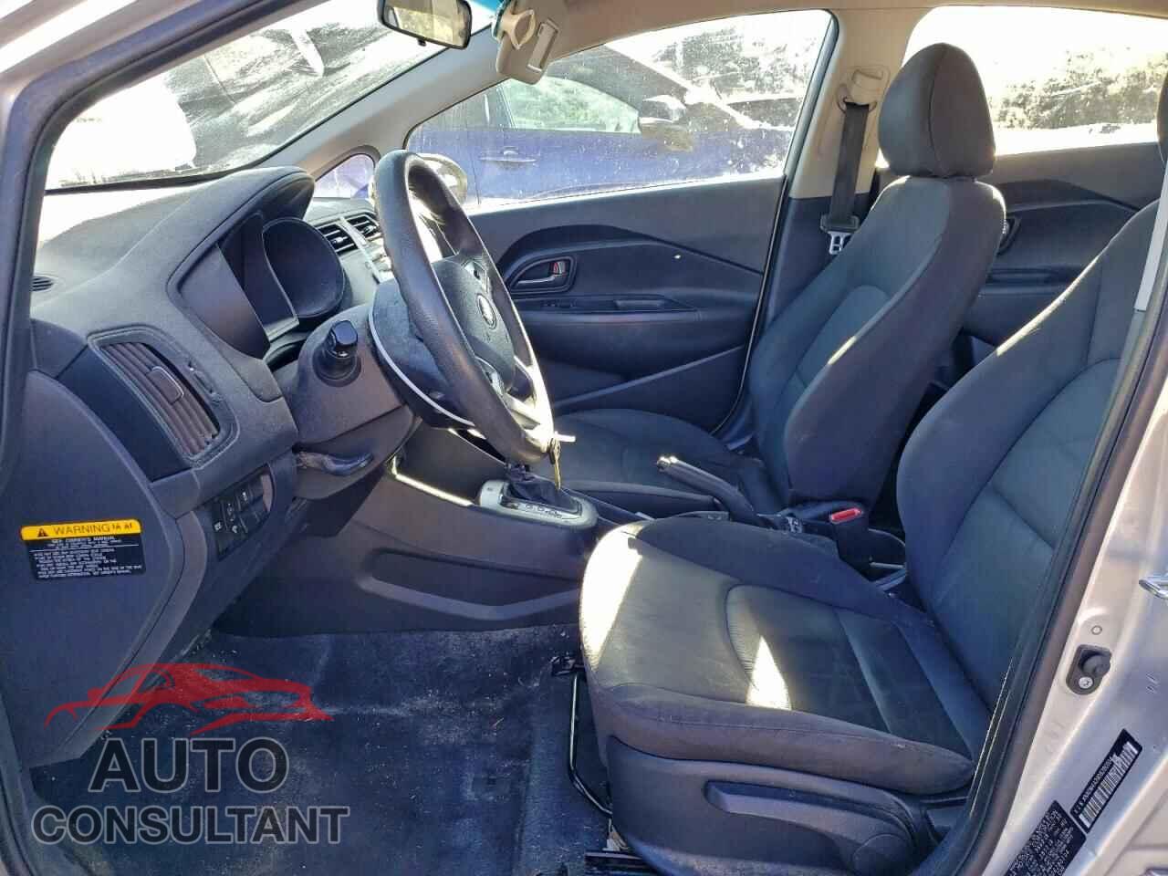 KIA RIO 2013 - KNADM4A39D6280104