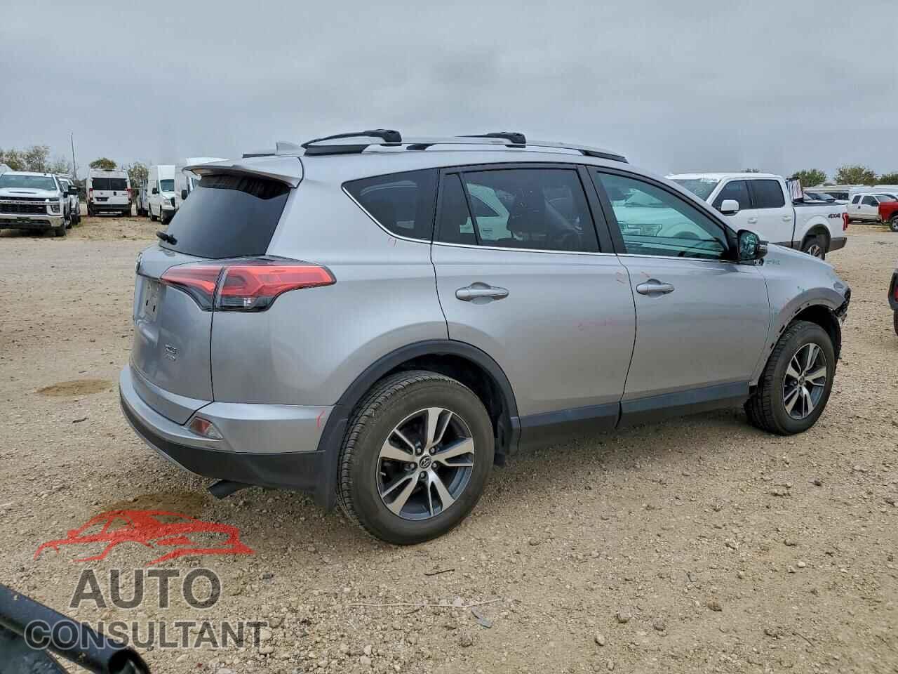 TOYOTA RAV4 2017 - 2T3RFREV8HW676444