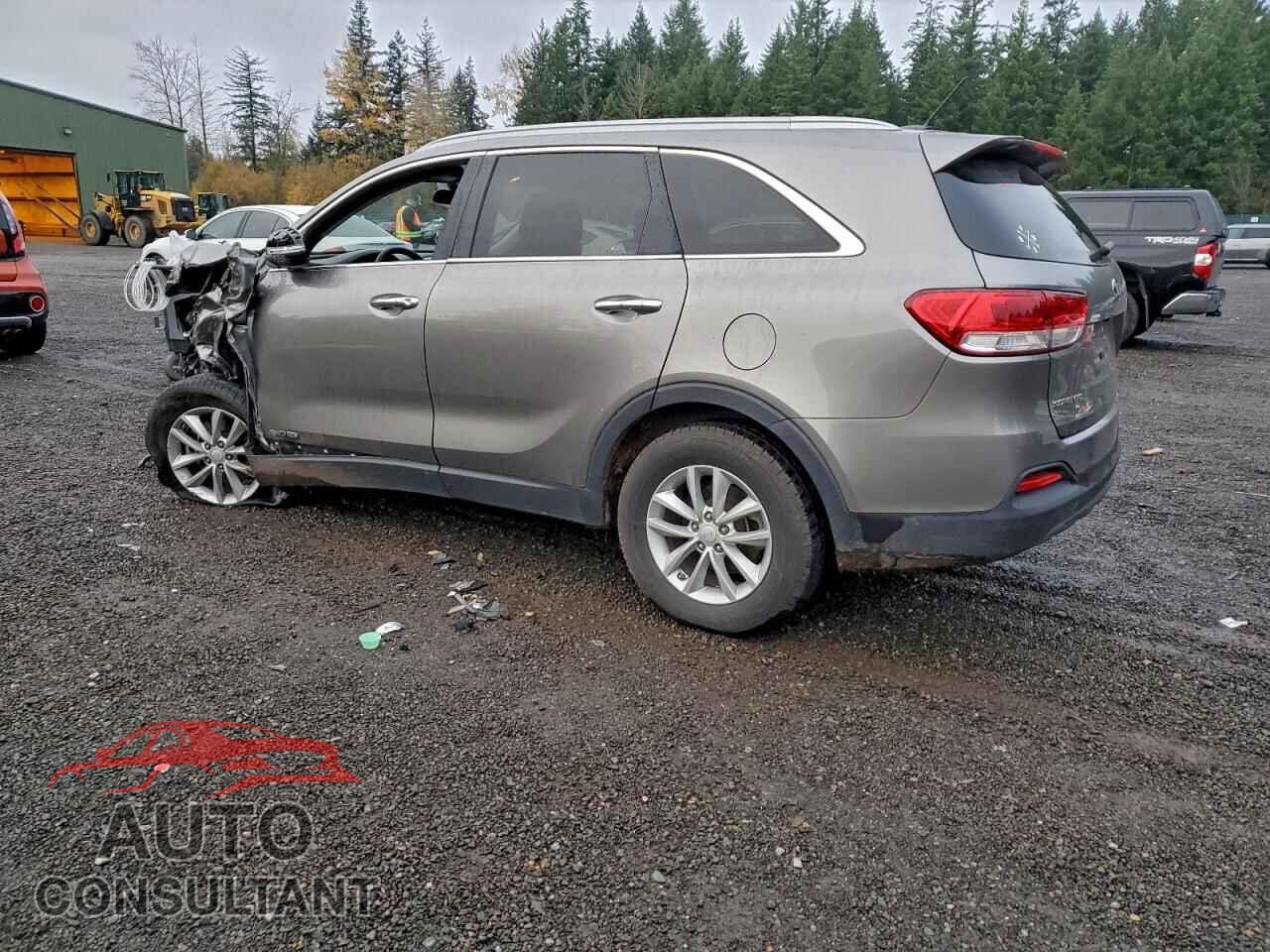 KIA SORENTO 2016 - 5XYPGDA54GG131643