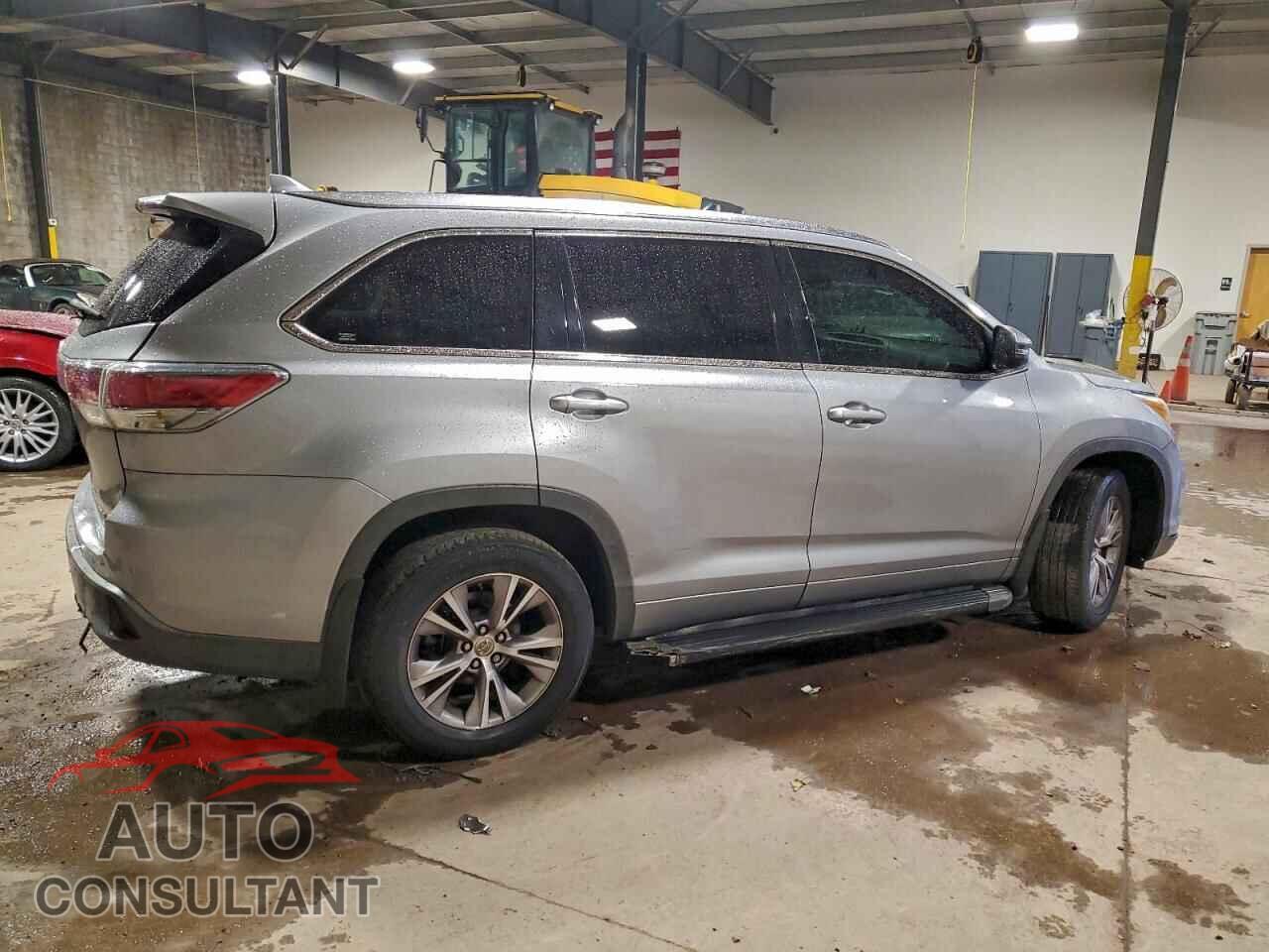 TOYOTA HIGHLANDER 2015 - 5TDJKRFH3FS143496