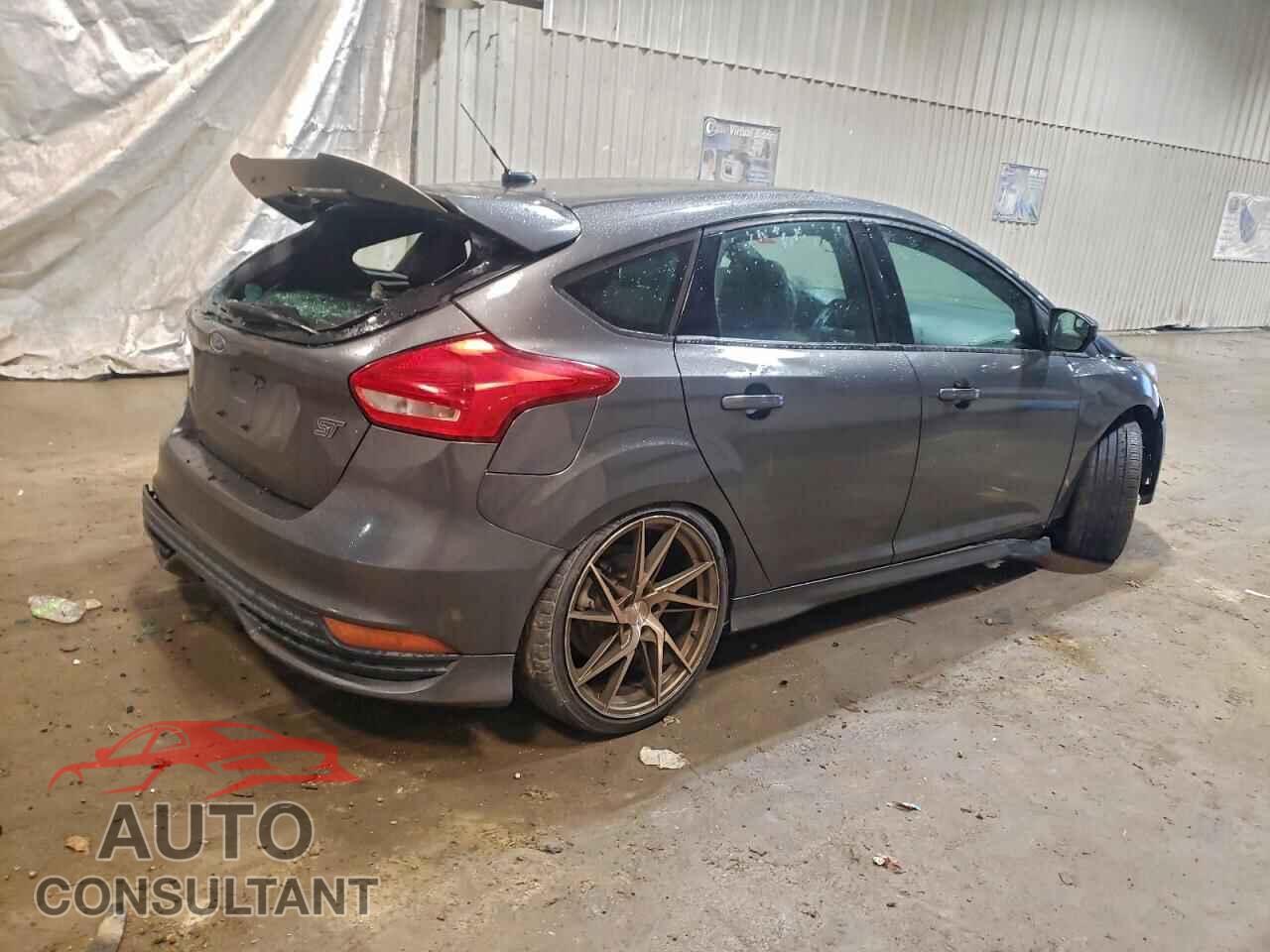 FORD FOCUS 2015 - 1FADP3L93FL274671