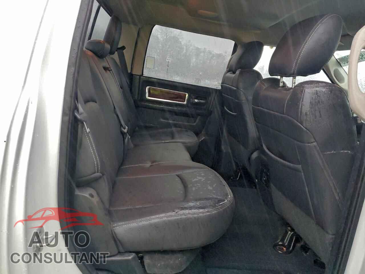 DODGE RAM 1500 2012 - 1C6RD7NTXCS327755
