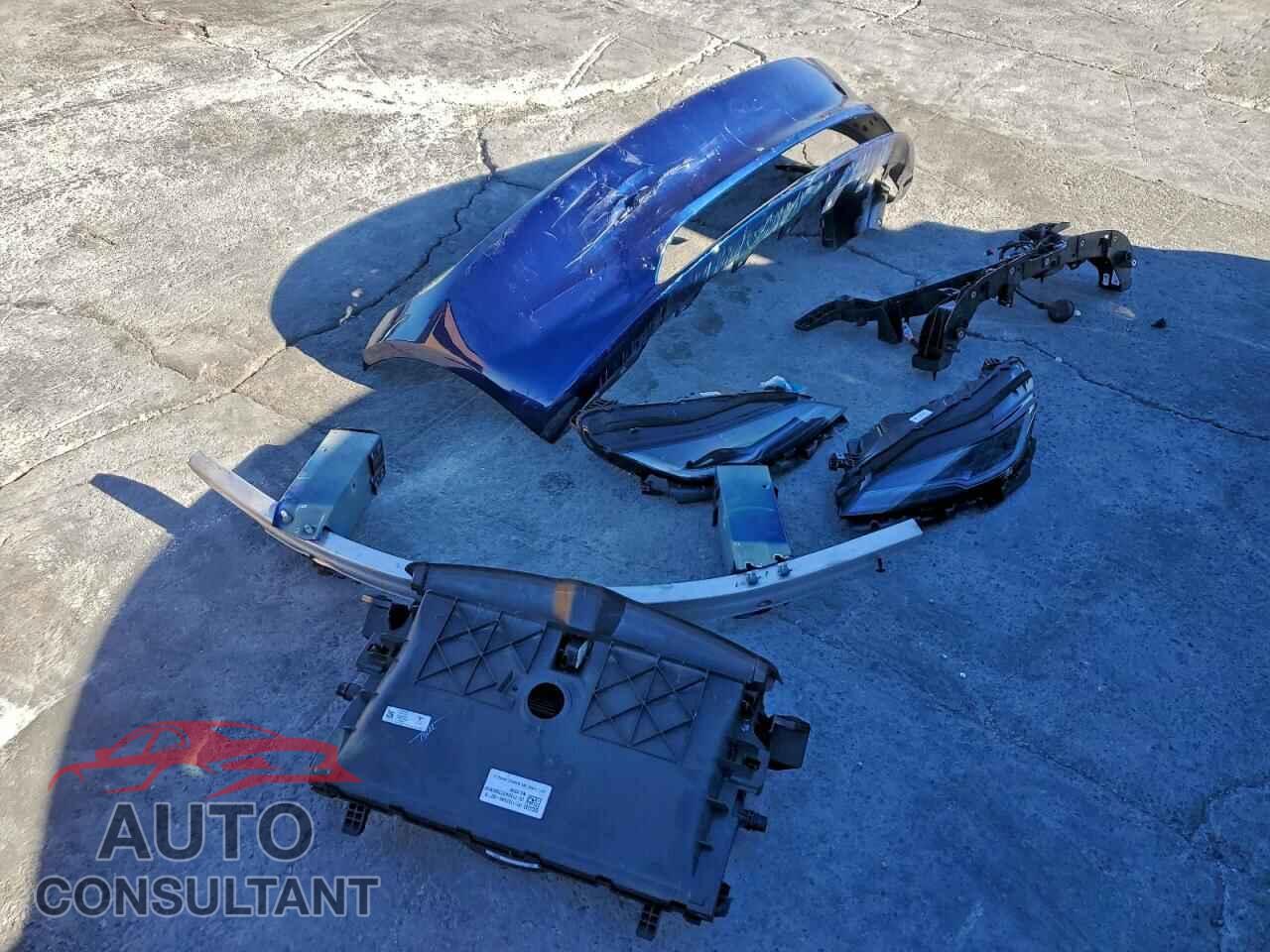 TESLA MODEL 3 2024 - 5YJ3E1EA8RF832738