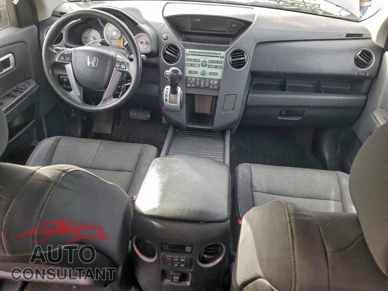 HONDA PILOT 2011 - 5FNYF4H43BB084075
