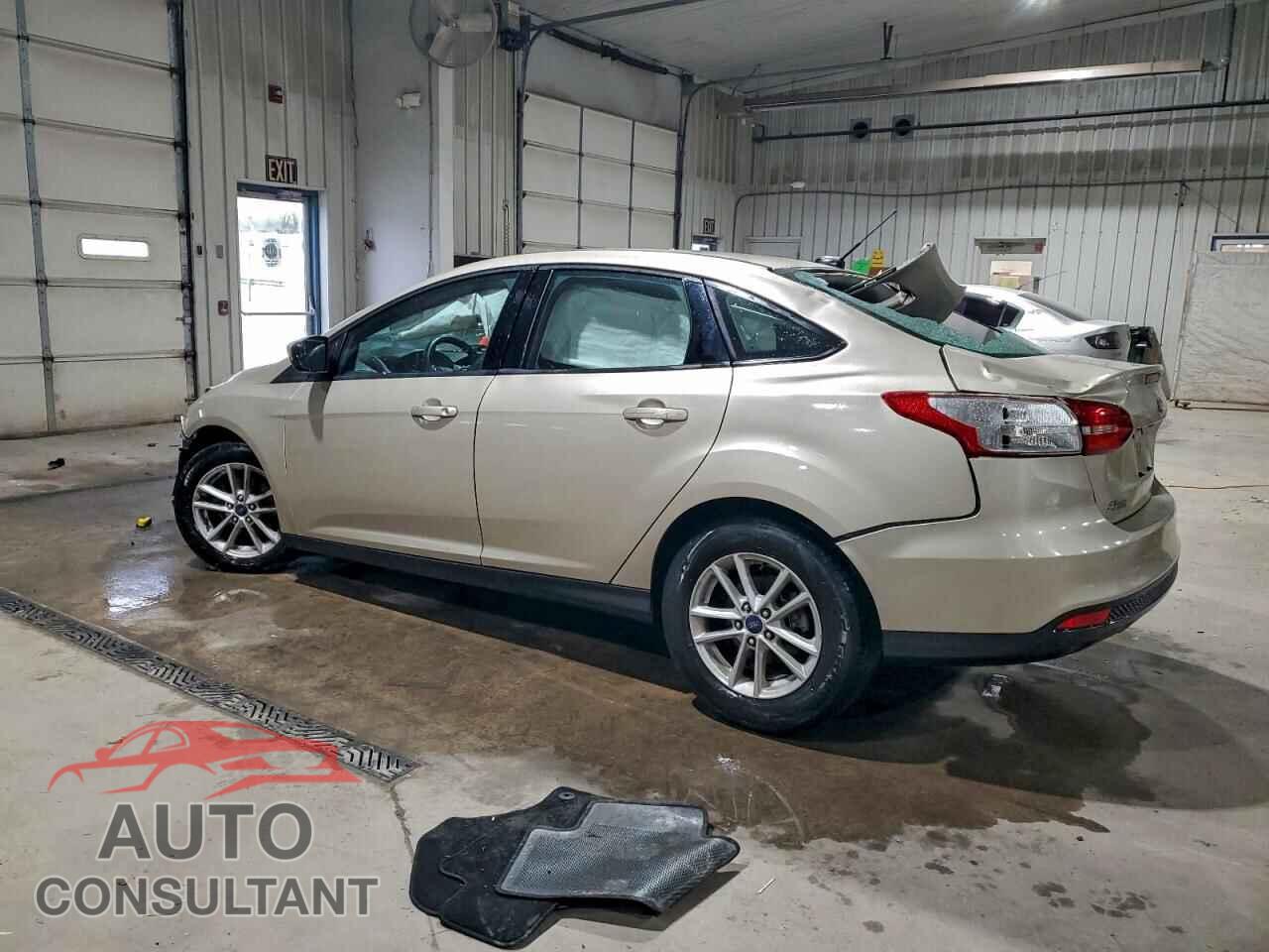 FORD FOCUS 2018 - 1FADP3FE2JL256745