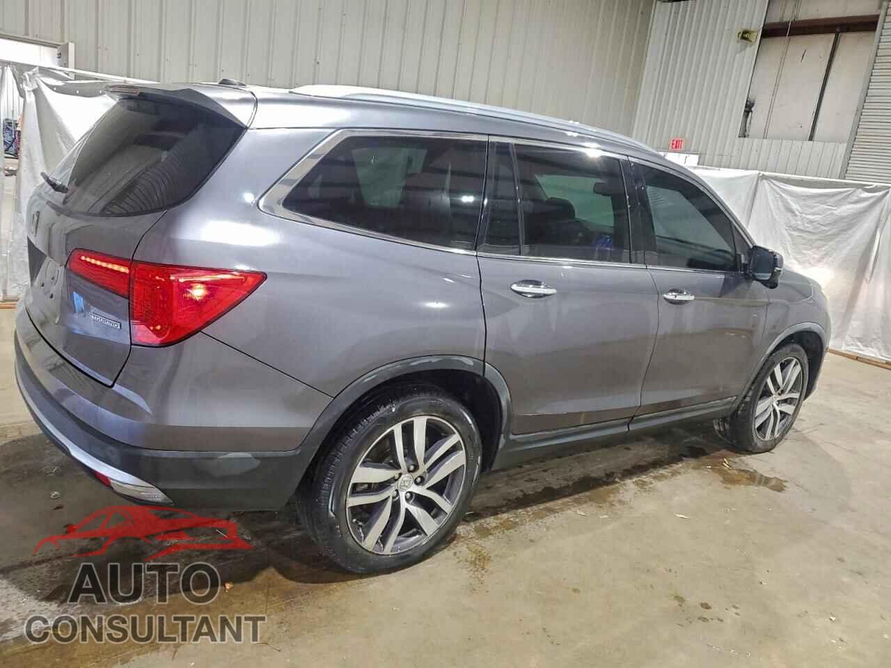 HONDA PILOT 2017 - 5FNYF5H97HB024245