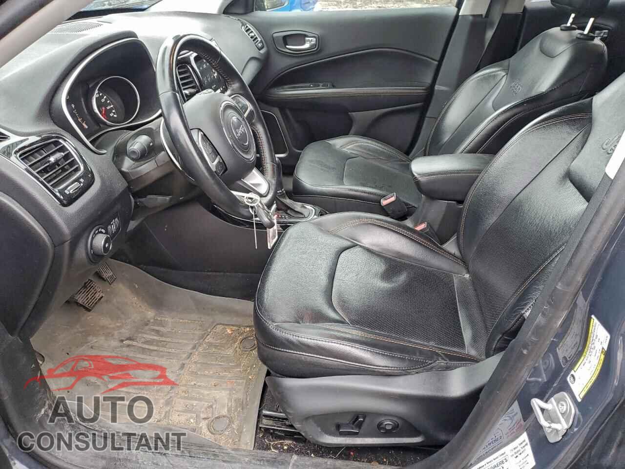 JEEP COMPASS 2018 - 3C4NJDCB4JT418735