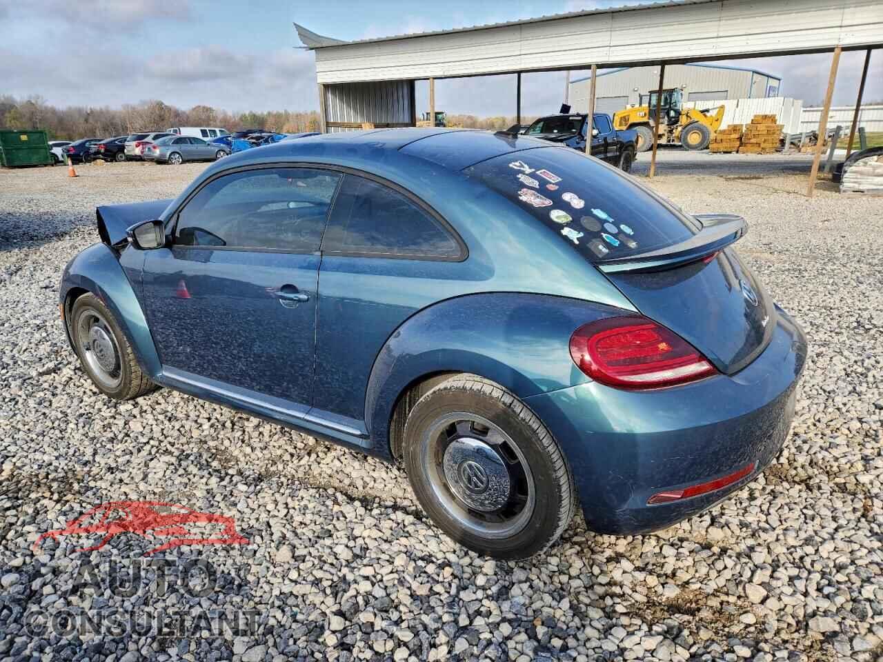 VOLKSWAGEN BEETLE 2018 - 3VWFD7AT1JM707622
