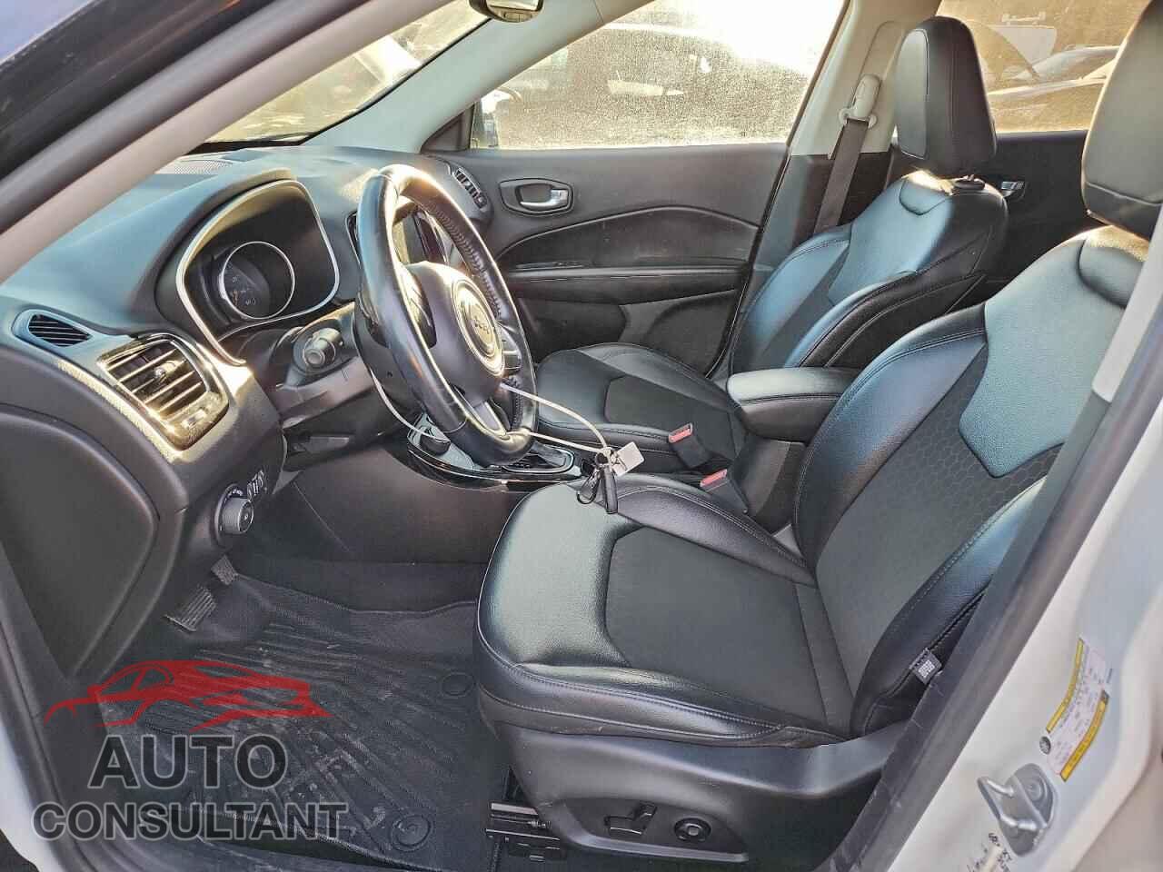 JEEP COMPASS 2021 - 3C4NJDBB2MT586539