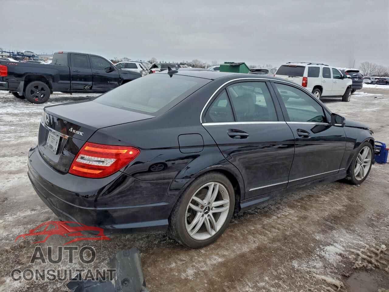 MERCEDES-BENZ C-CLASS 2012 - WDDGF8BB7CA648496