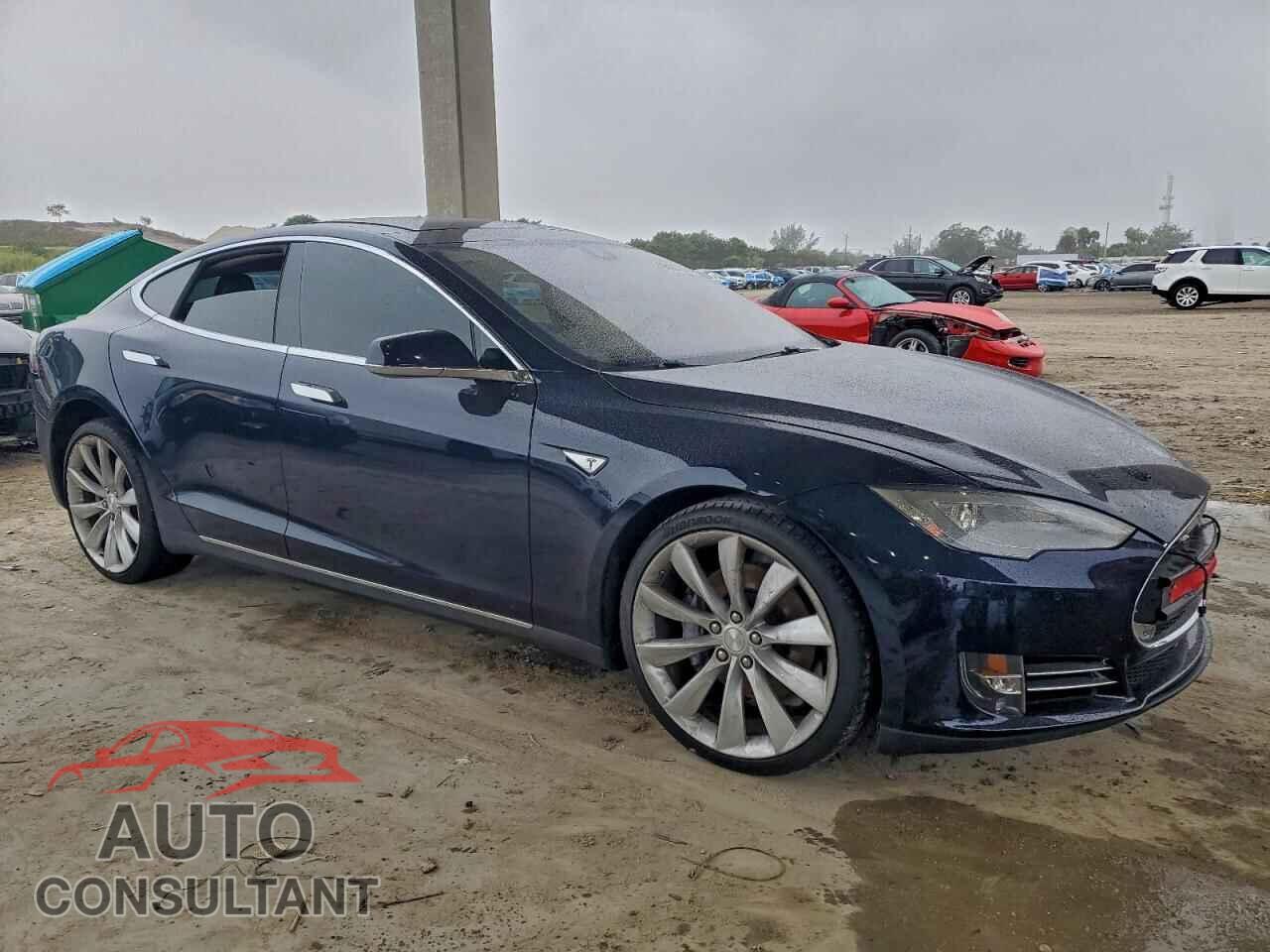 TESLA MODEL S 2014 - 5YJSA1H18EFP52398