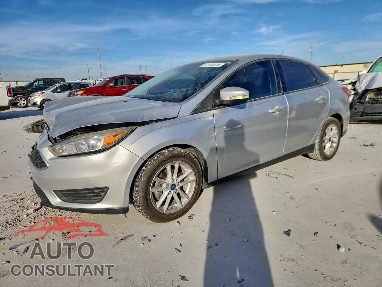 FORD FOCUS 2017 - 1FADP3F22HL328575