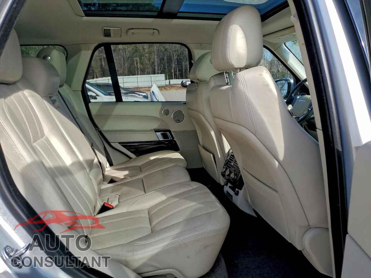 LAND ROVER RANGEROVER 2015 - SALGS2TF9FA240843