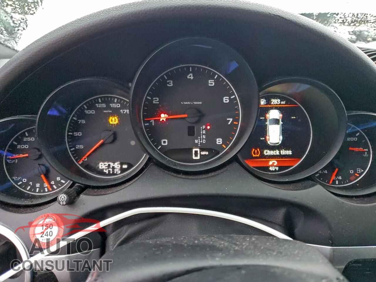 PORSCHE CAYENNE 2017 - WP1AA2A26HKA89875