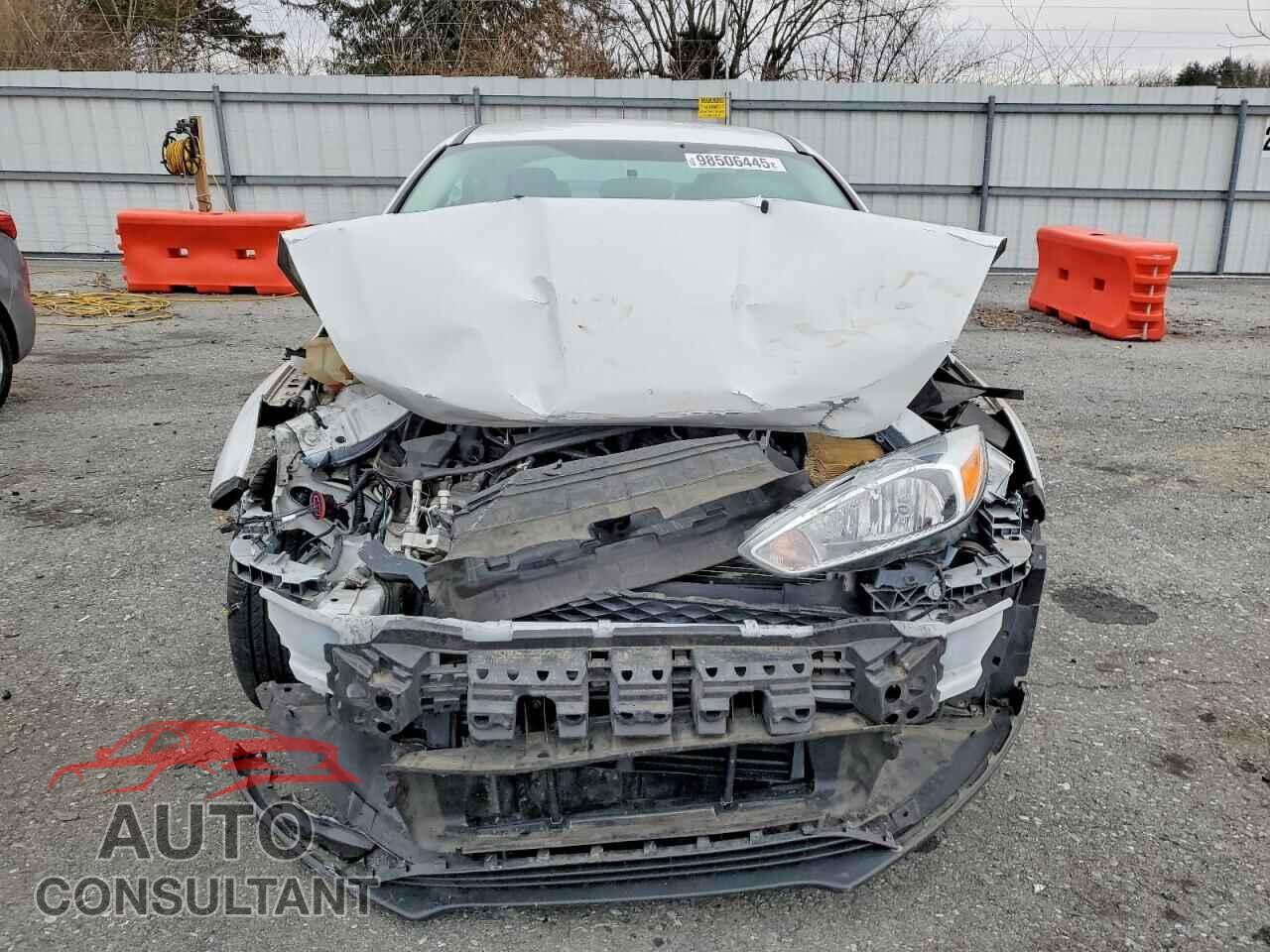FORD FOCUS 2015 - 1FADP3F20FL206889