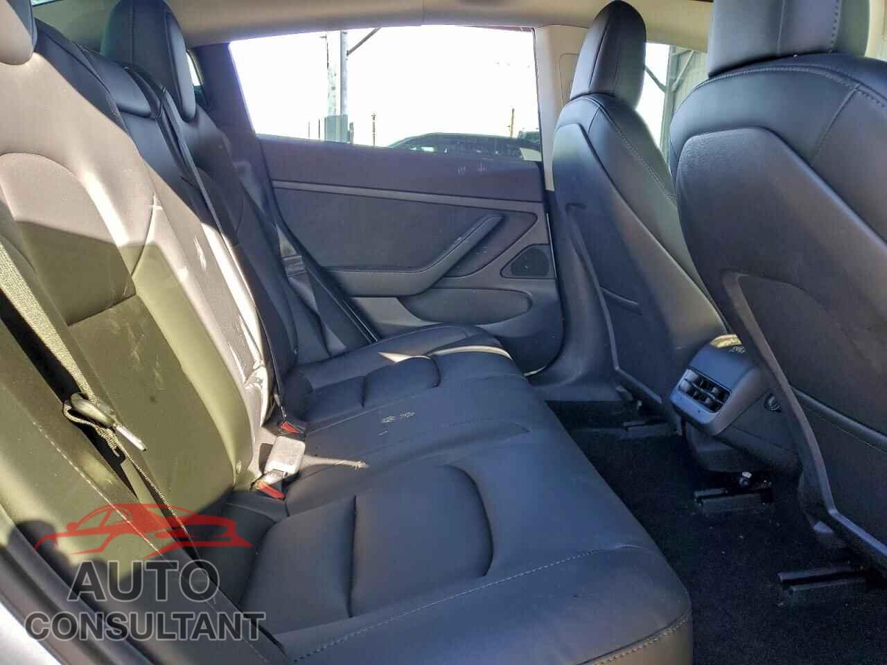 TESLA MODEL 3 2021 - 5YJ3E1EA9MF870830