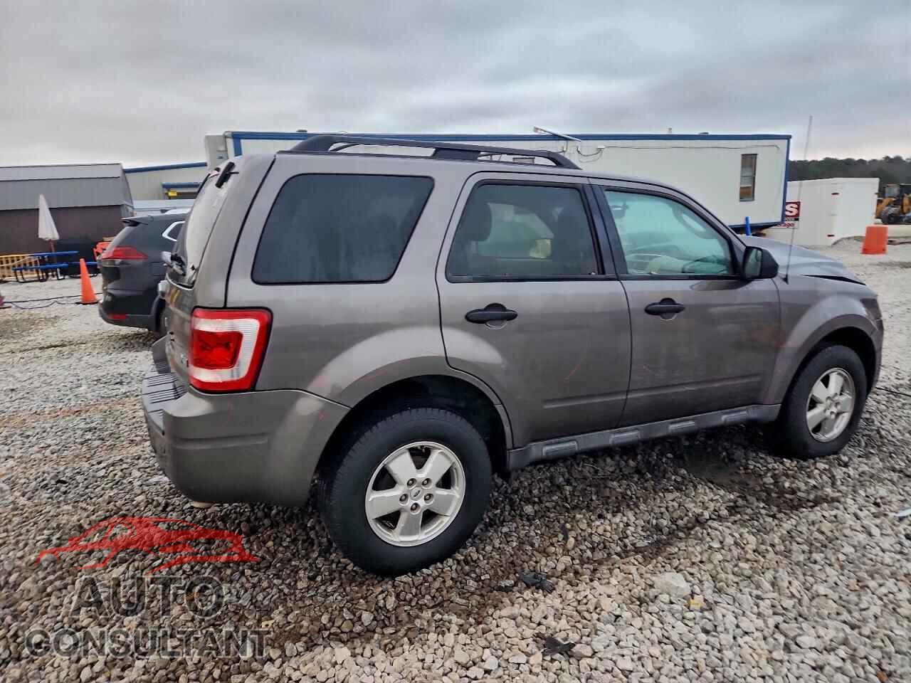 FORD ESCAPE 2011 - 1FMCU0DG3BKC05016