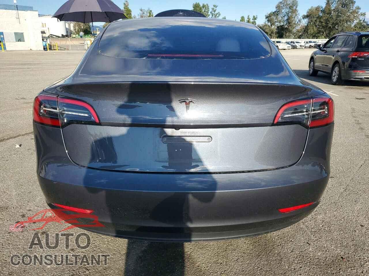 TESLA MODEL 3 2023 - 5YJ3E1EA7PF708151