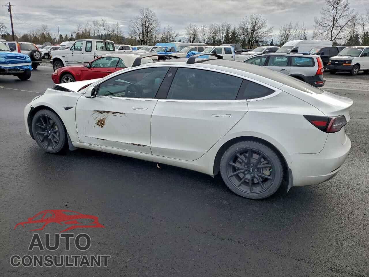 TESLA MODEL 3 2018 - 5YJ3E1EB2JF092536