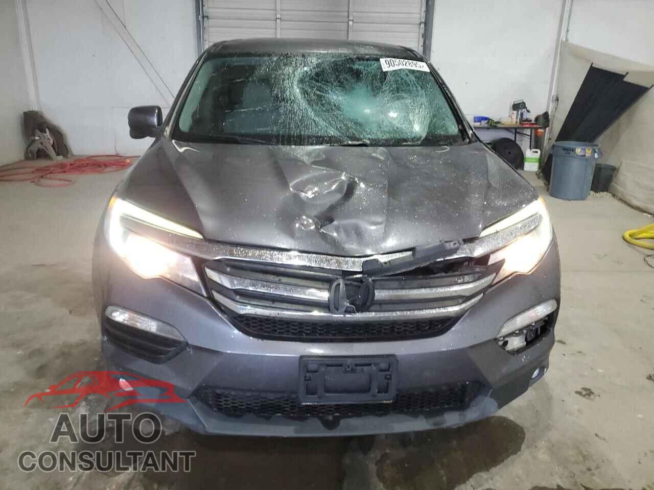 HONDA PILOT 2017 - 5FNYF5H3XHB035039