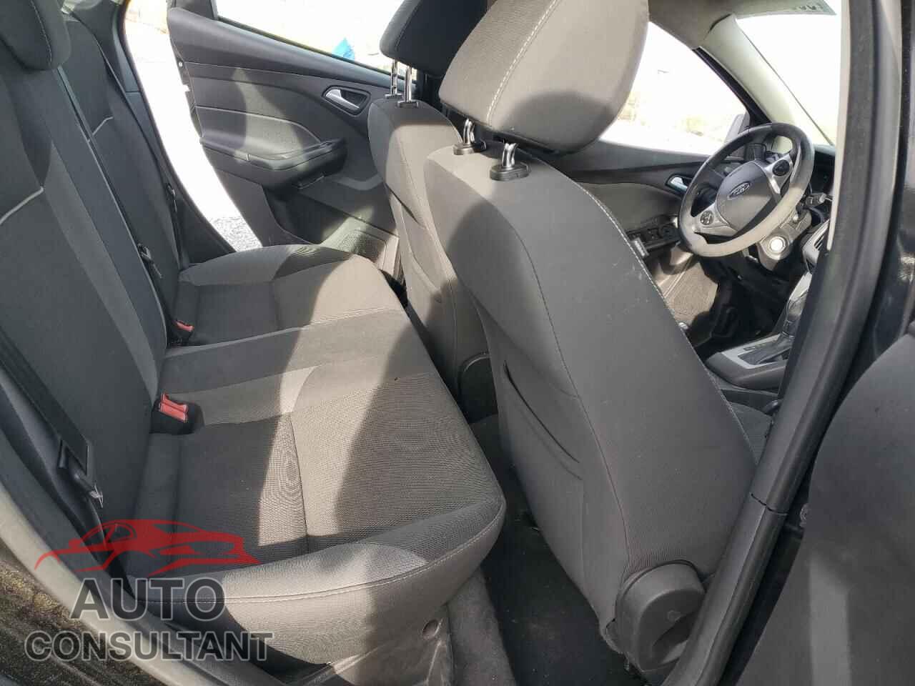 FORD FOCUS 2014 - 1FADP3F26EL168602