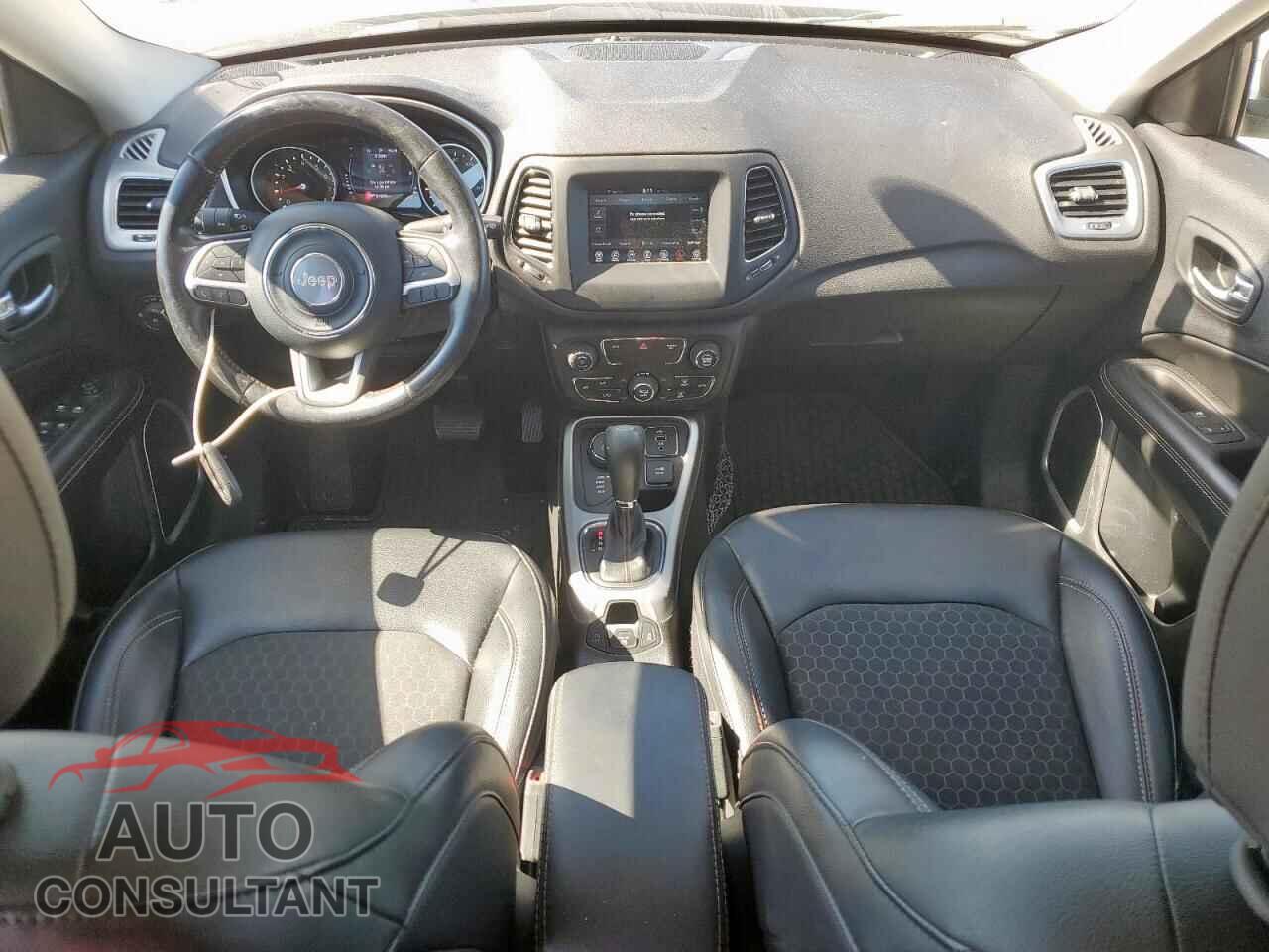 JEEP COMPASS 2019 - 3C4NJDBB1KT812454