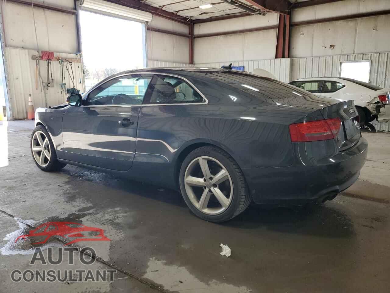 AUDI A5 2010 - WAULFAFR8AA011649