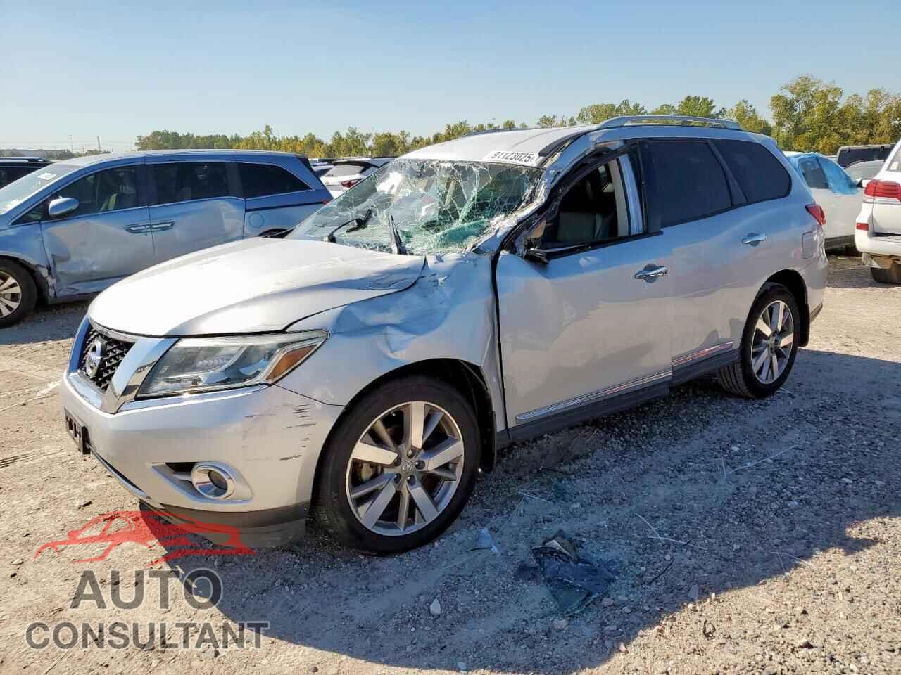 NISSAN PATHFINDER 2013 - 5N1AR2MN3DC634964
