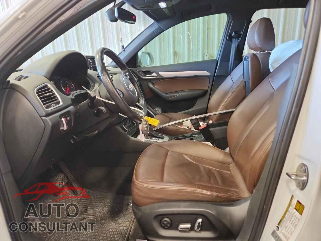 AUDI Q3 2016 - WA1GFCFS7GR007678