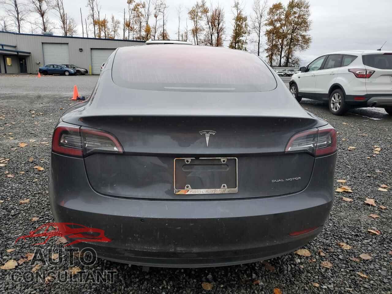 TESLA MODEL 3 2018 - 5YJ3E1EB2JF188375