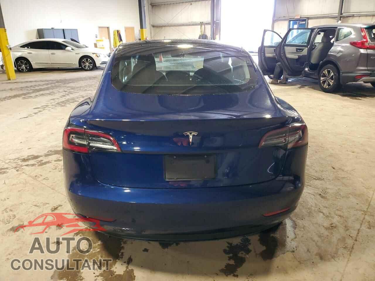 TESLA MODEL 3 2022 - 5YJ3E1EA5NF371069