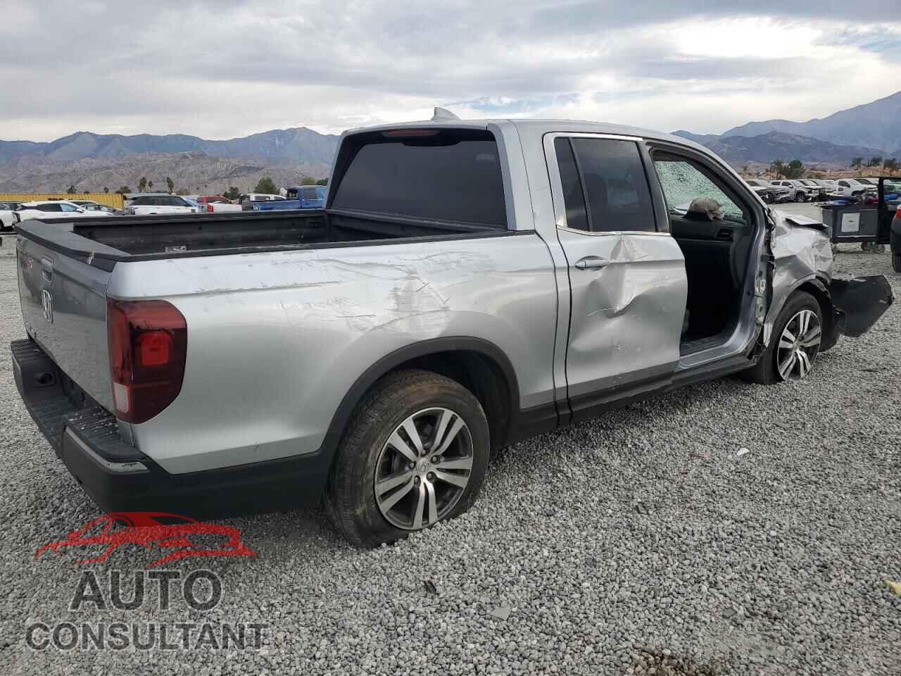 HONDA RIDGELINE 2017 - 5FPYK2F44HB004771