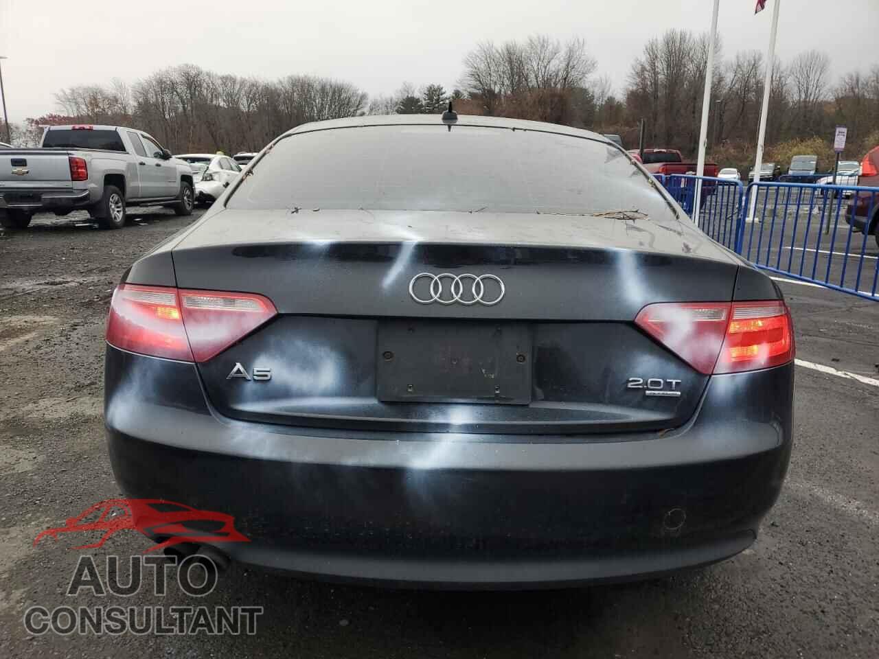 AUDI A5 2012 - WAUGFAFR2CA000845