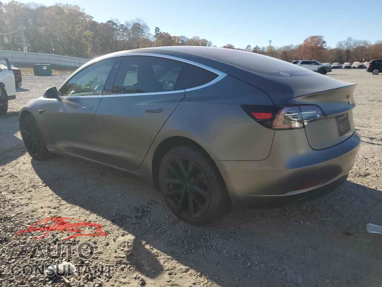 TESLA MODEL 3 2018 - 5YJ3E1EA7JF154164