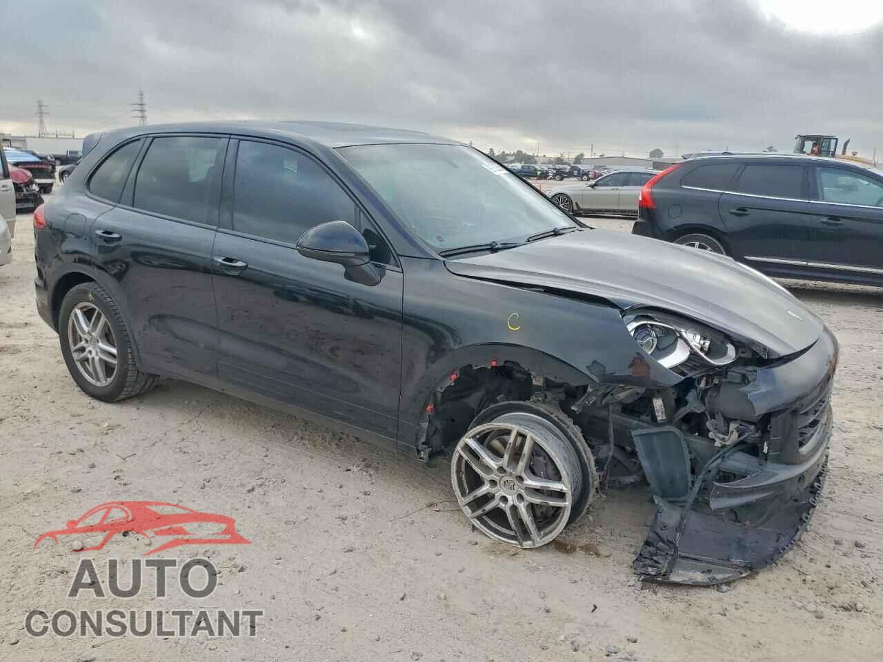 PORSCHE CAYENNE 2018 - WP1AA2A24JKA07678