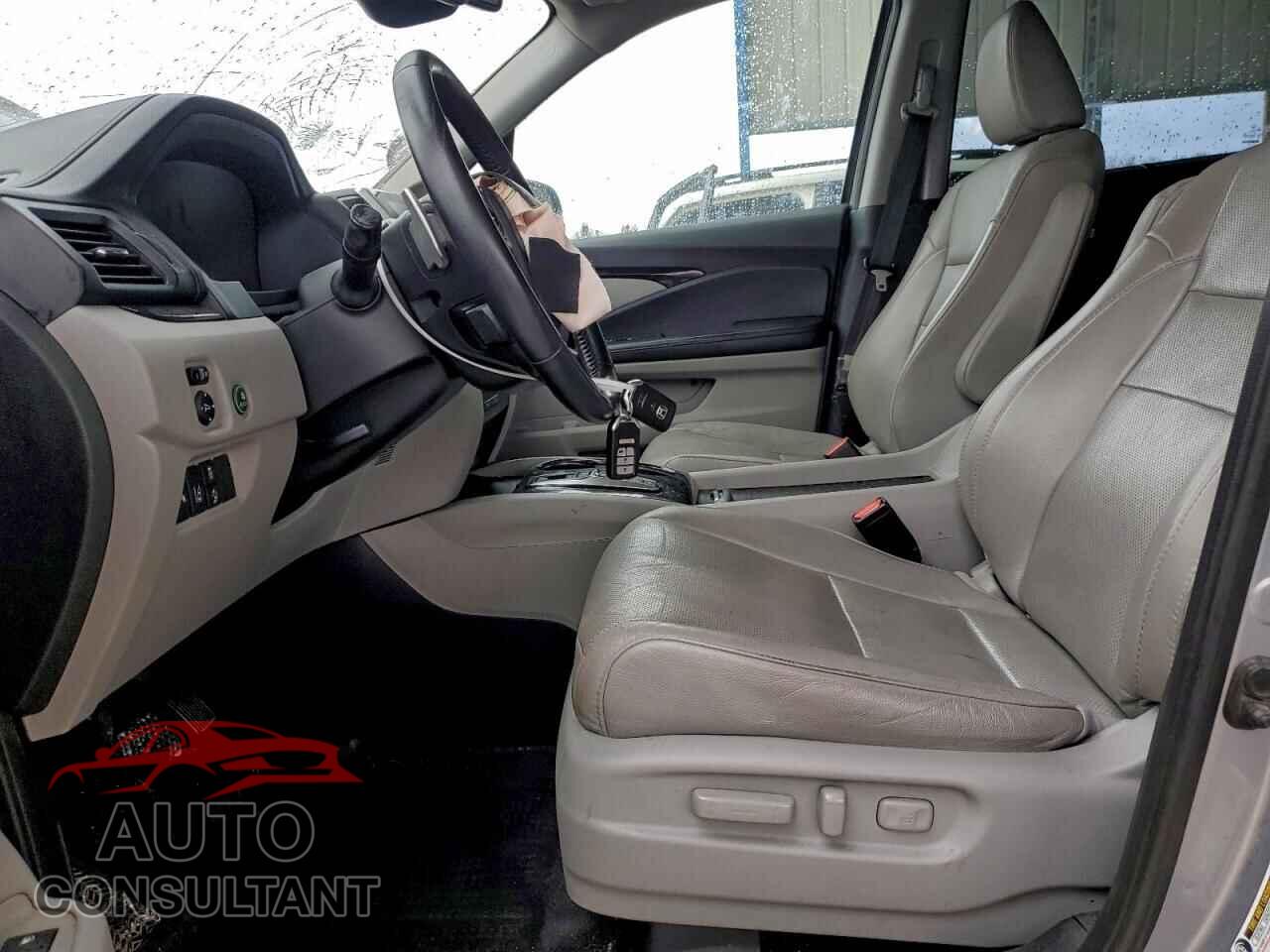 HONDA PILOT 2017 - 5FNYF6H07HB056524