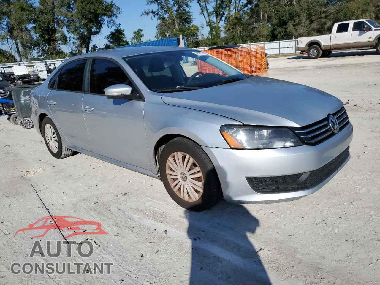 VOLKSWAGEN PASSAT 2014 - 1VWAP7A32EC004507