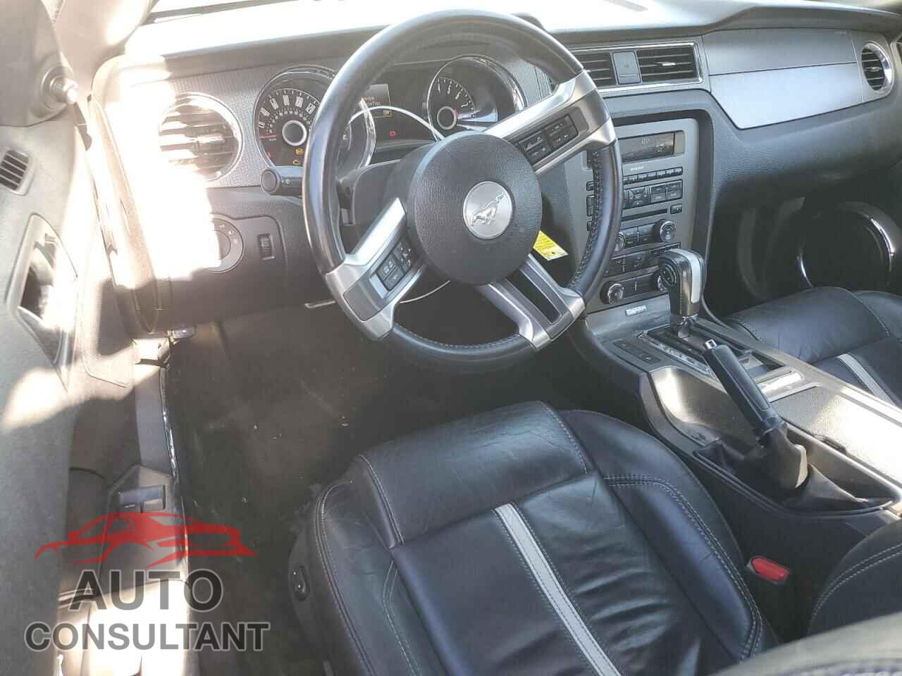 FORD MUSTANG 2014 - 1ZVBP8CF3E5275422