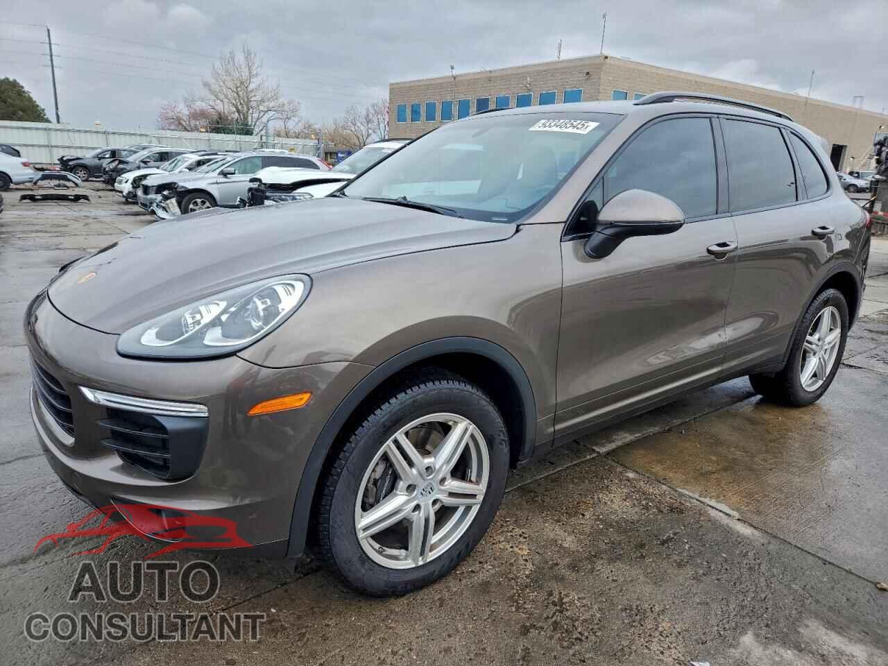 PORSCHE CAYENNE 2016 - WP1AA2A28GKA36416