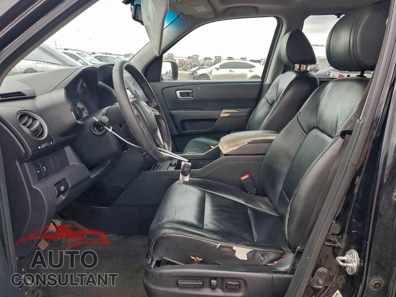 HONDA PILOT 2013 - 5FNYF3H92DB031649